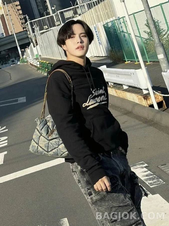 생로랑 세인트로랑 로고 플록 프린트 후드티 상세 이미지
