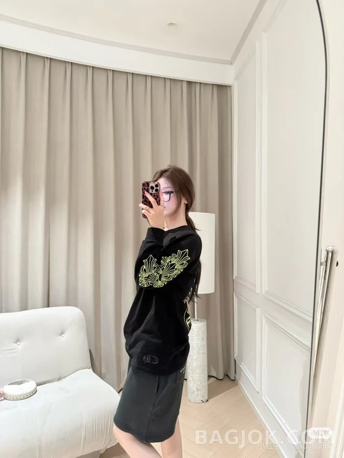 크롬하츠 크롬하츠 말발굽 소매 프린트 긴팔 티셔츠 상세 이미지