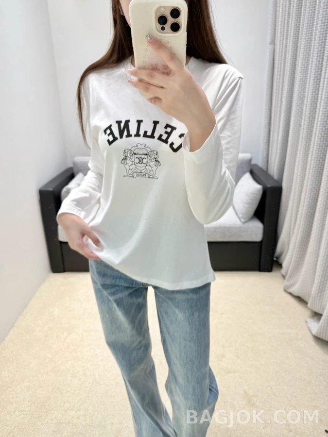 셀린느 셀린느 사자 문양 크롭 긴팔 티셔츠 상세 이미지