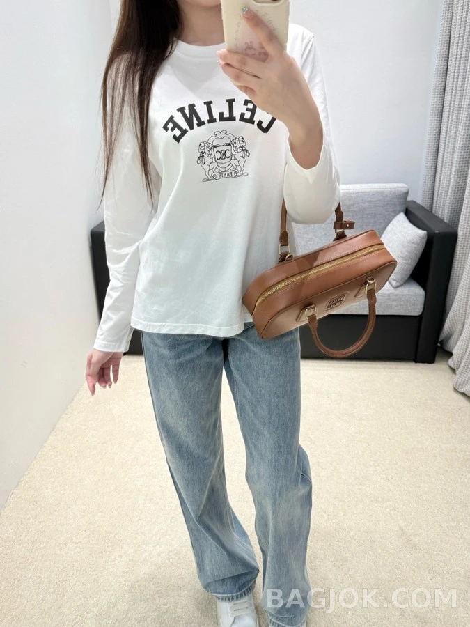 셀린느 셀린느 사자 문양 크롭 긴팔 티셔츠 상세 이미지