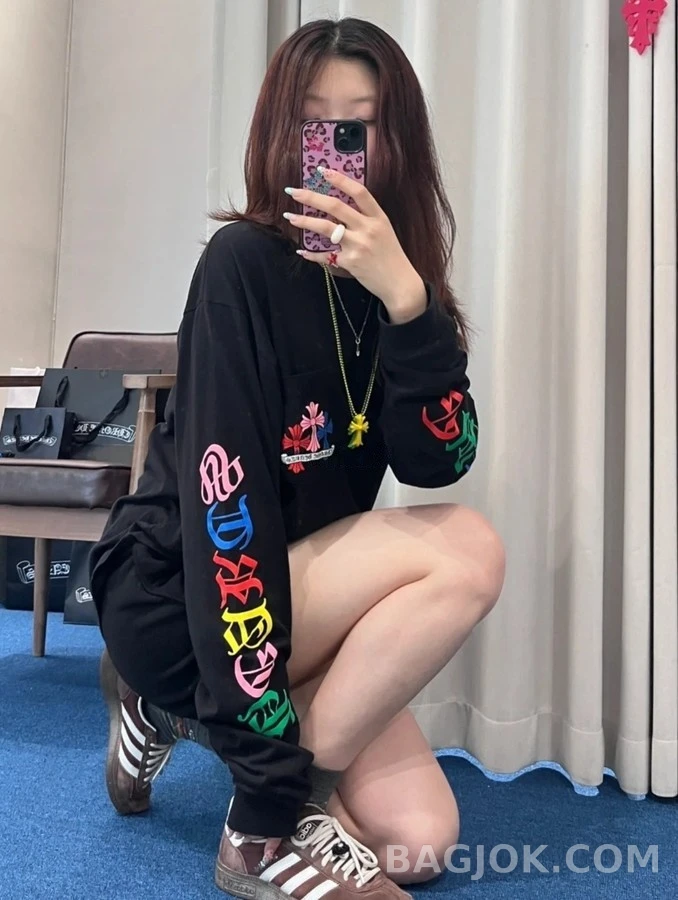 크롬하츠 크롬하츠 컬러 십자가 긴팔 티셔츠 상세 이미지