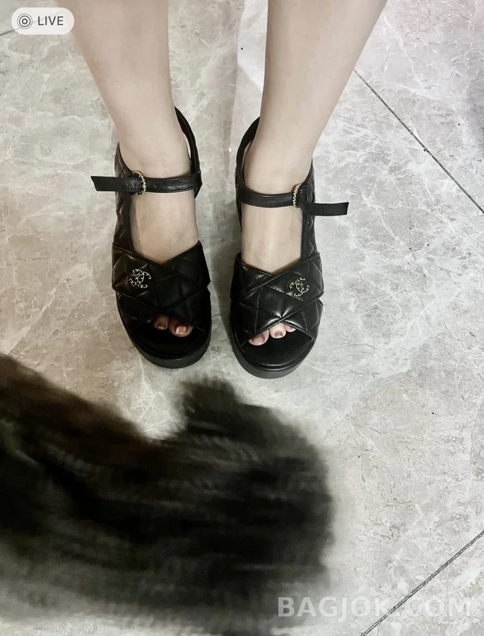 샤넬 샤넬 퀼팅 플랫폼 웨지 샌들 상세 이미지