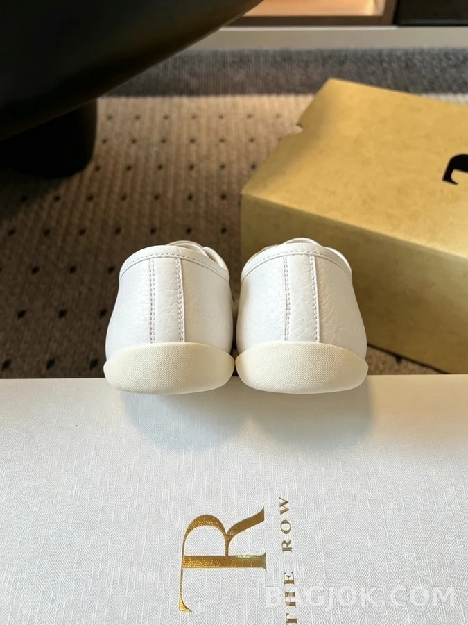 더로우 더로우 엠보싱 독일군 스니커즈 상세 이미지