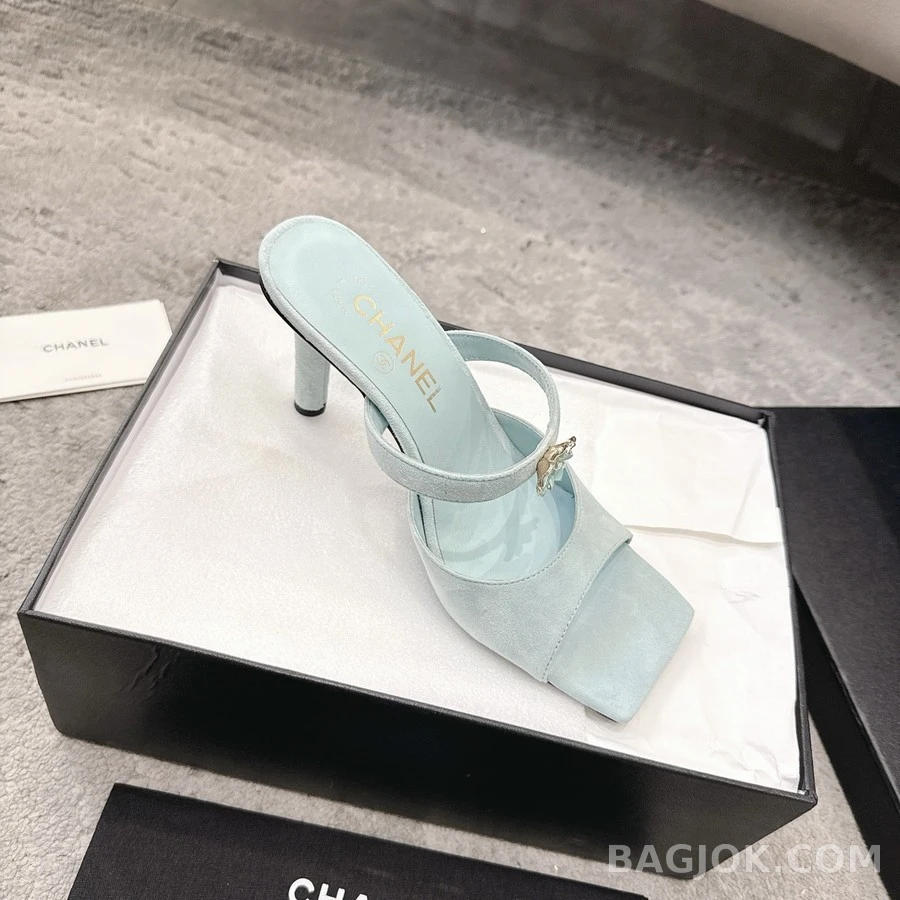 샤넬 샤넬 까멜리아 장식 뮬 샌들 상세 이미지