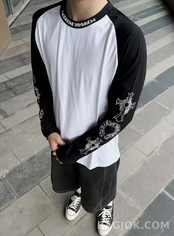 크롬하츠 크롬하츠 크로스 패턴 래글런 긴팔 티셔츠 상세 이미지