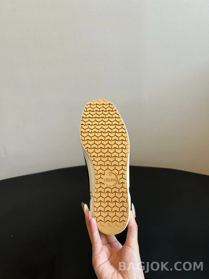 셀린느 셀린느 레터링 플랫 레인부츠 상세 이미지
