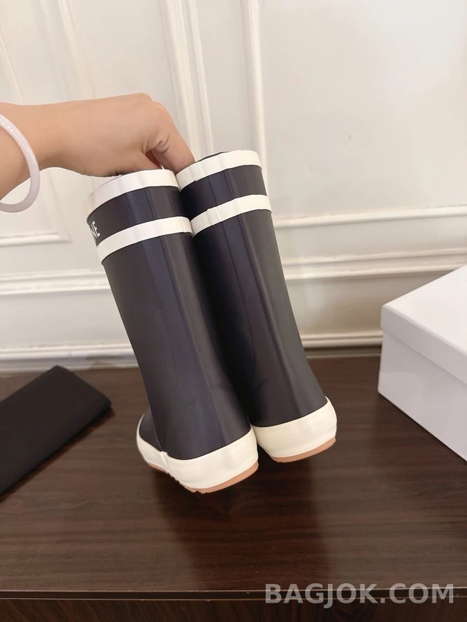 셀린느 셀린느 스트라이프 레터링 미들 레인부츠 상세 이미지