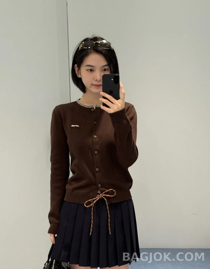 미우미우 미우미우 크리스탈 넥 가디건 상세 이미지