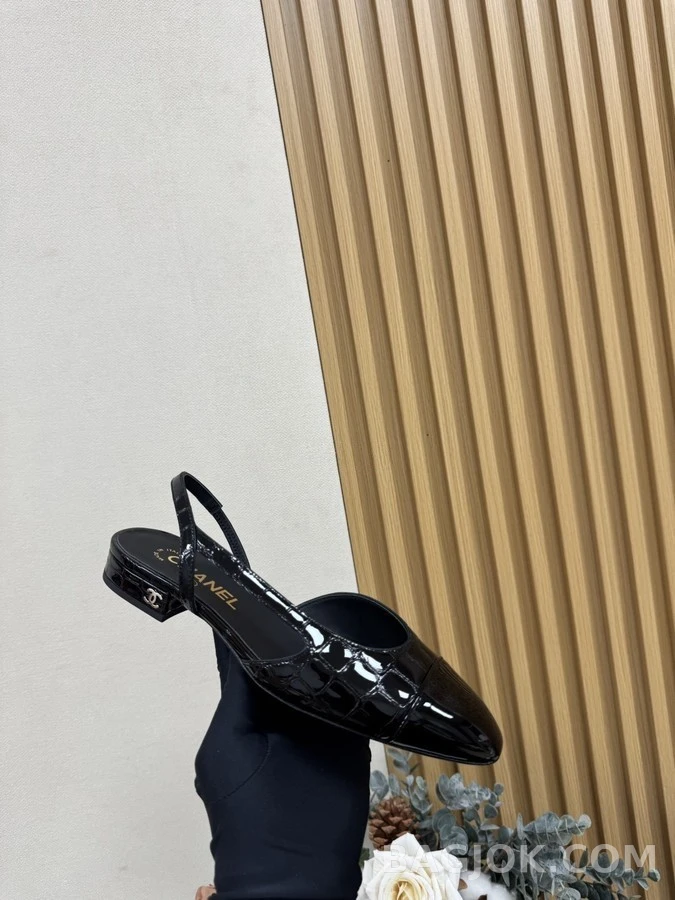 샤넬 샤넬 악어 엠보싱 에나멜 슬링백 플랫 상세 이미지