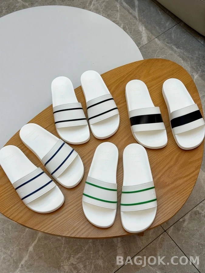 브루넬로 쿠치넬리 브루넬로 쿠치넬리 스트라이프 슬라이드 상세 이미지