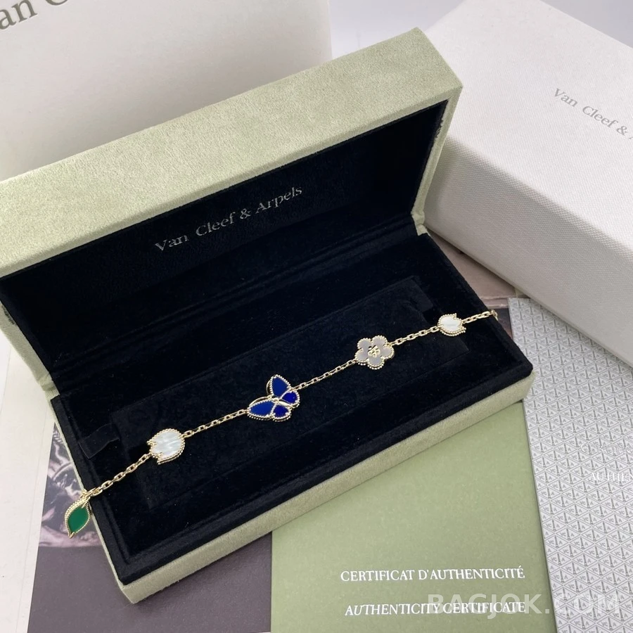 반클리프 아펠 반 클리프 아펠 럭키 스프링 나비 플라워 팔찌 상세 이미지