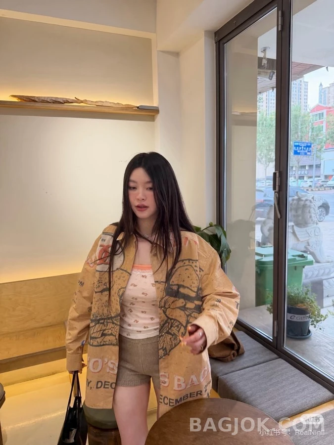 샤넬 샤넬 코코스백 프린트 셔츠 상세 이미지