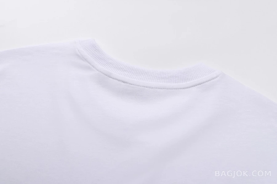 버버리 버버리 클래식 체크 커프스 긴팔 티셔츠 상세 이미지