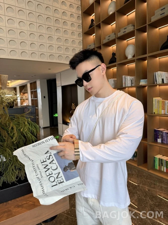 버버리 버버리 클래식 체크 커프스 긴팔 티셔츠 상세 이미지