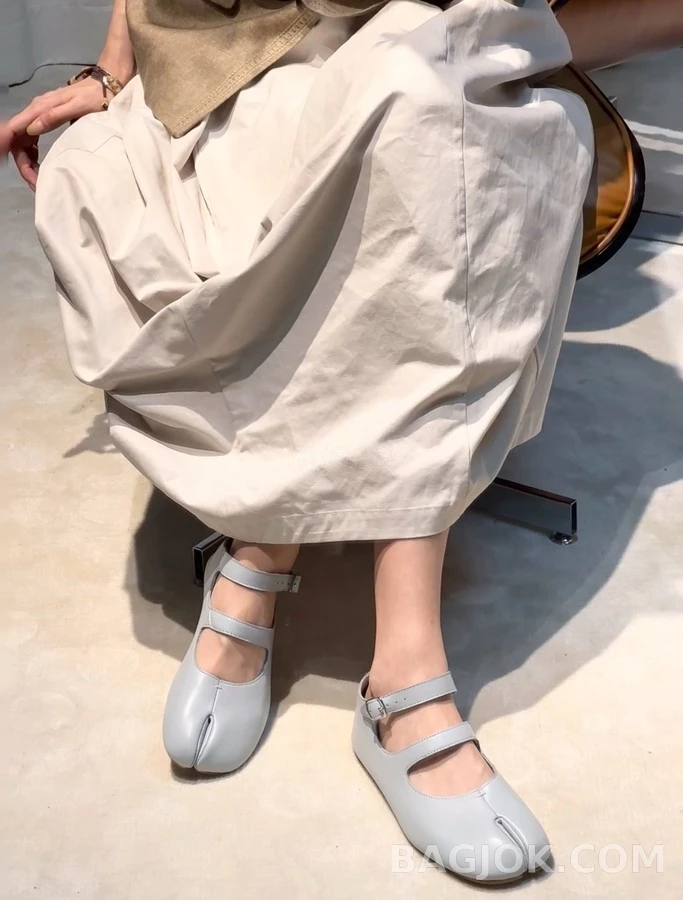 메종 마르지엘라 메종마르지엘라 더블 스트랩 메리제인 플랫 슈즈 상세 이미지