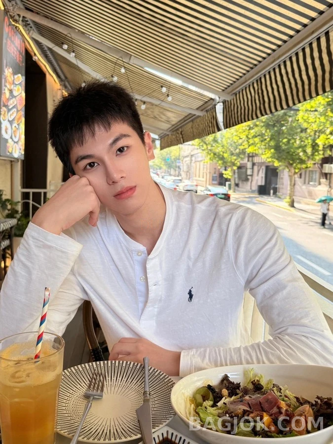 폴로 랄프 로렌 폴로 랄프 로렌 자수 헨리넥 긴팔 티셔츠 상세 이미지