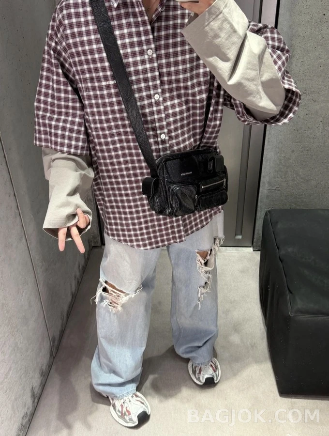 발렌시아가 발렌시아가 체크 페이크 레이어드 셔츠 상세 이미지