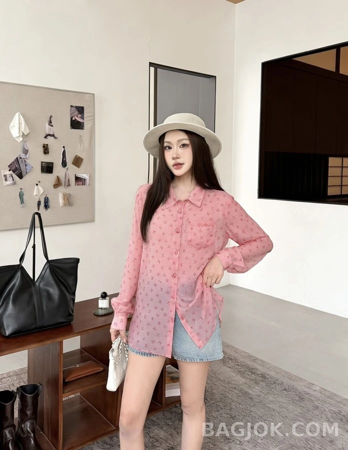 샤넬 샤넬 로고 프린트 셔츠 상세 이미지