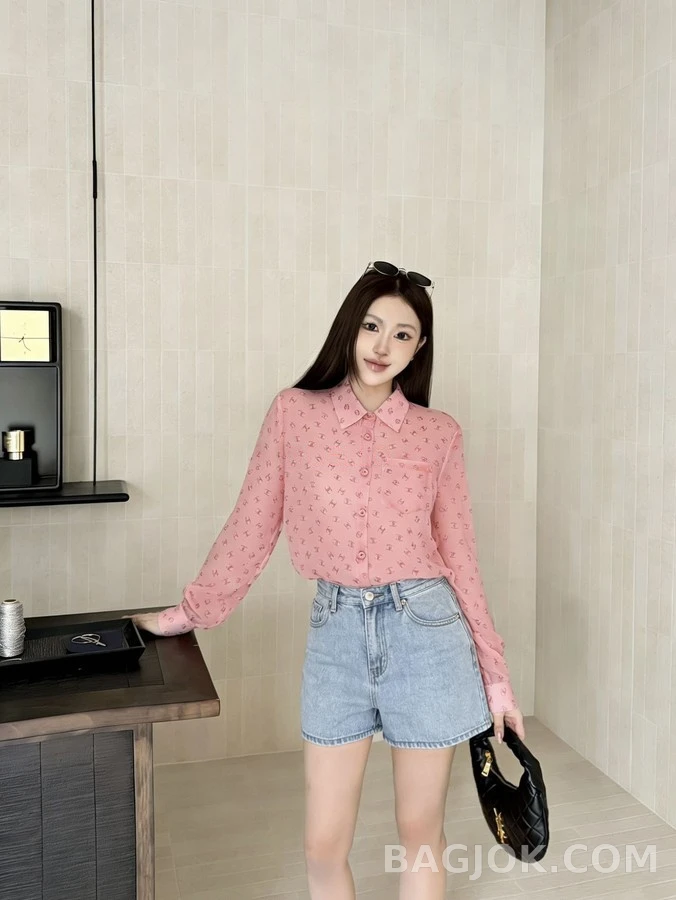 샤넬 샤넬 로고 프린트 셔츠 상세 이미지