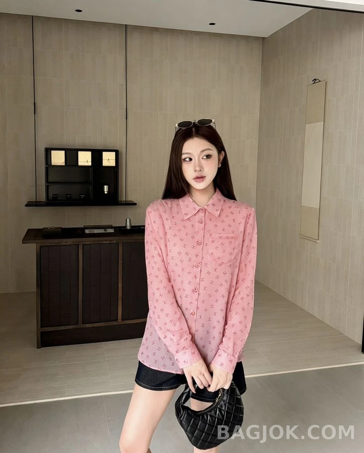 샤넬 샤넬 로고 프린트 셔츠 상세 이미지
