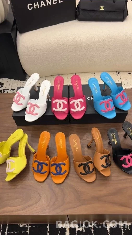 샤넬 샤넬 로고 뮬 힐 상세 이미지