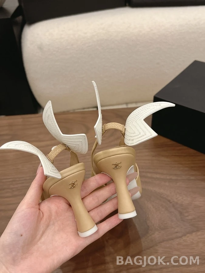 샤넬 샤넬 윙 디테일 슬링백 힐 상세 이미지