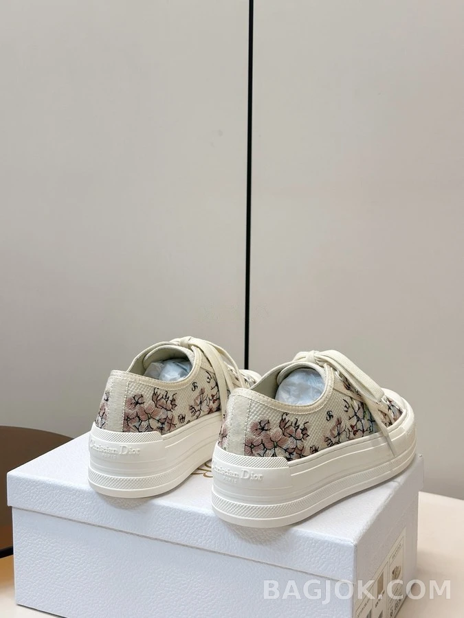 디올 디올 워크앤 모노그램 자수 플랫폼 스니커즈 상세 이미지