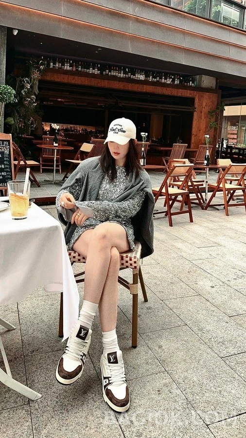 루이비통 루이비통 다미에 스니커즈 상세 이미지