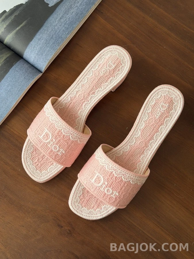 디올 디올 레이스 자수 블록힐 슬라이드 상세 이미지