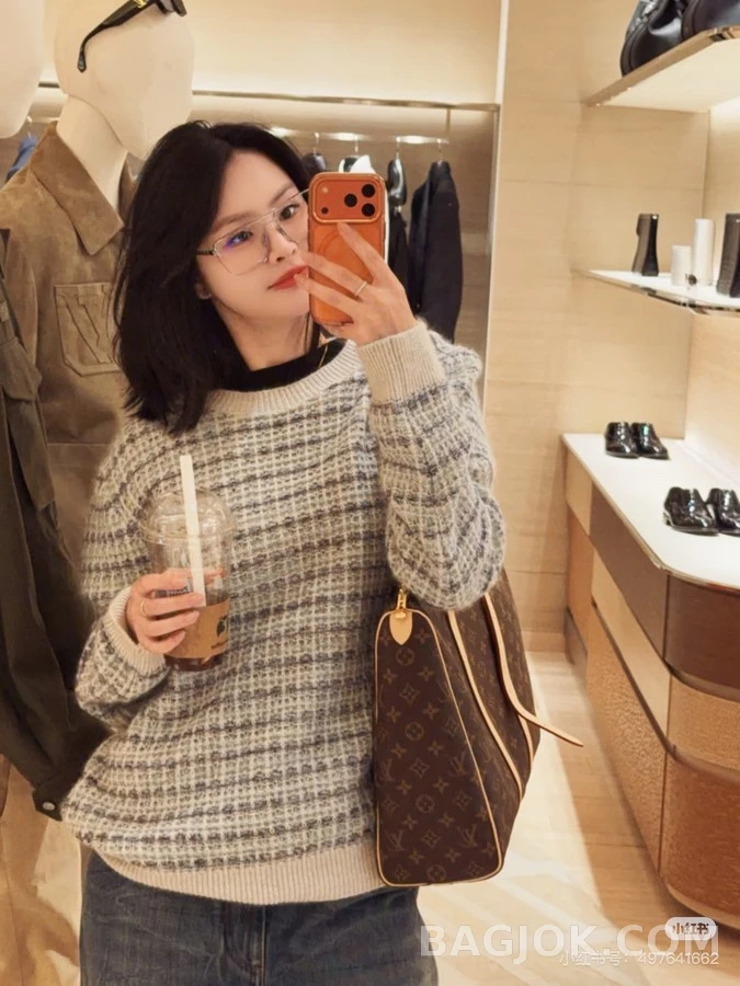 루이비통 루이비통 스트라이프 니트 스웨터 상세 이미지