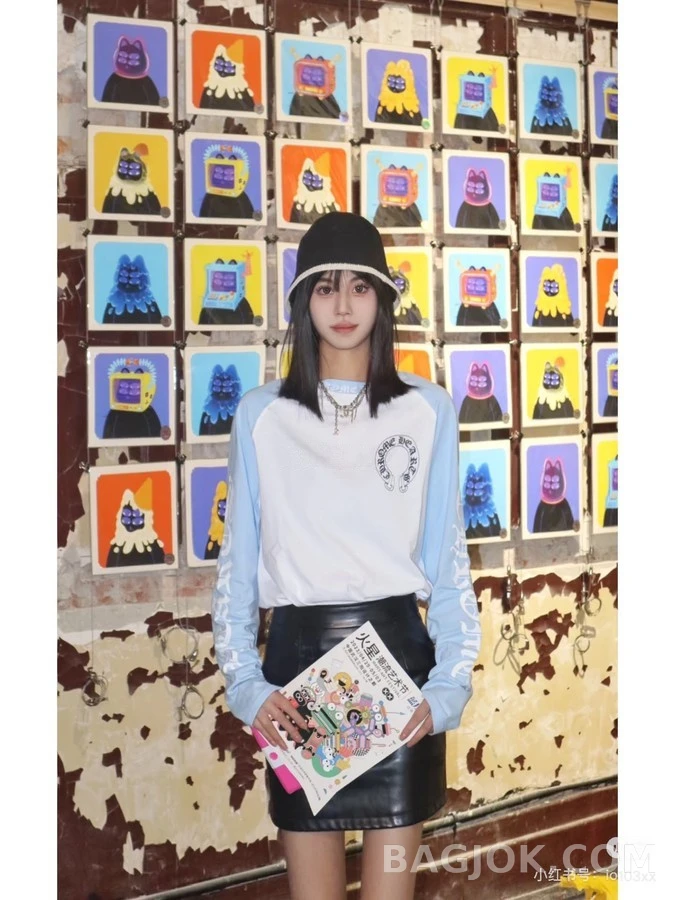크롬하츠 크롬하츠 컬러블록 로고 긴팔 티셔츠 상세 이미지