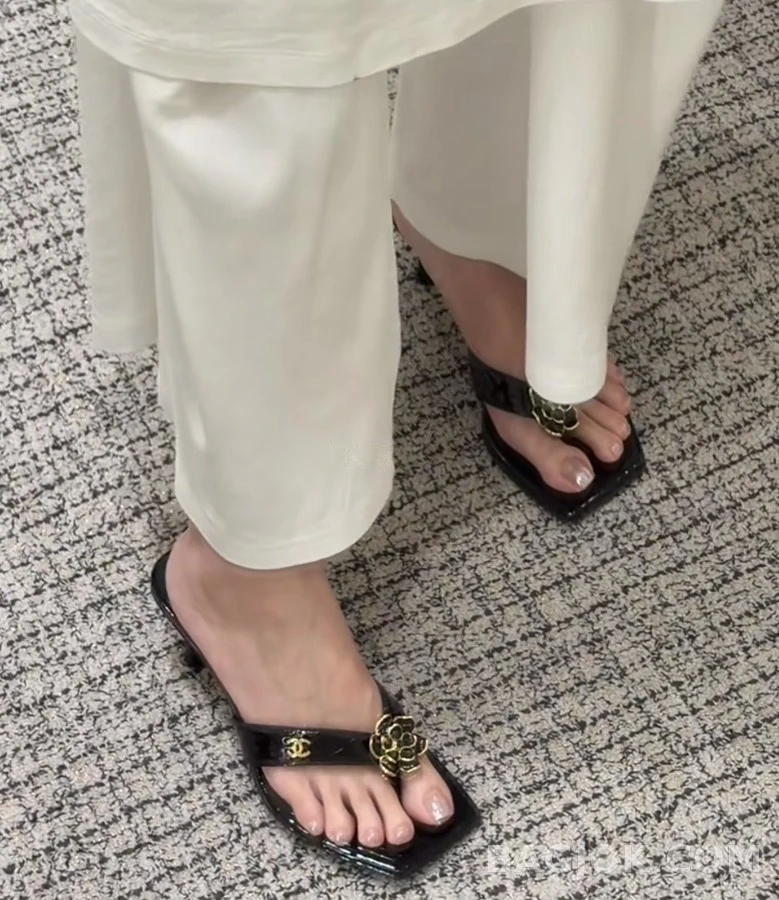 샤넬 샤넬 산차화 플라워 힐 샌들 상세 이미지