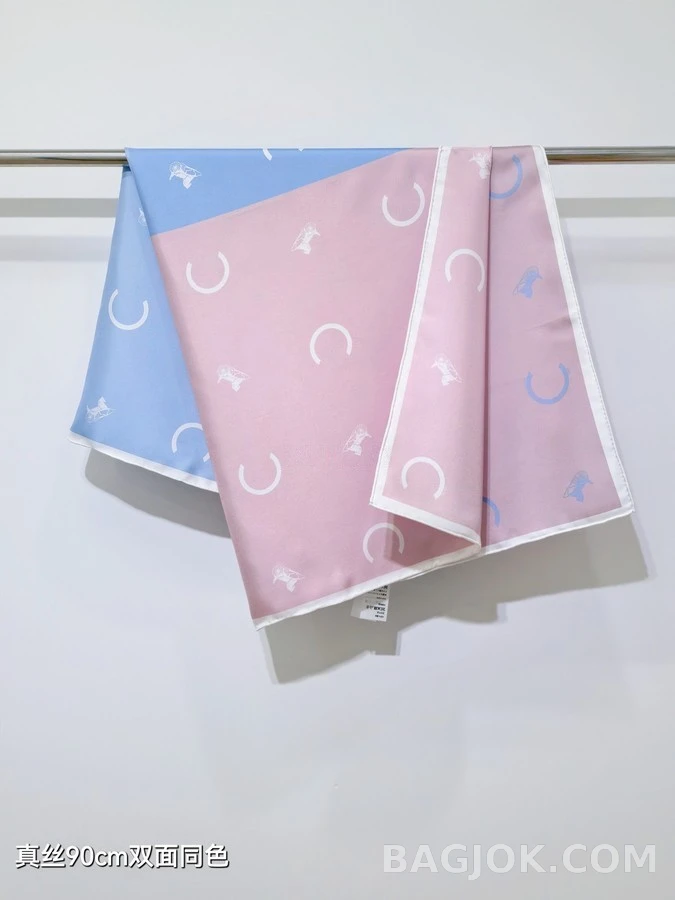셀린느 셀린느 쿼드 컬러 블록 홀스 모티프 스카프 상세 이미지