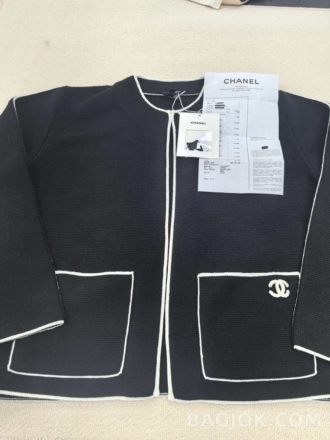 샤넬 샤넬 배색 로고 니트 가디건 상세 이미지