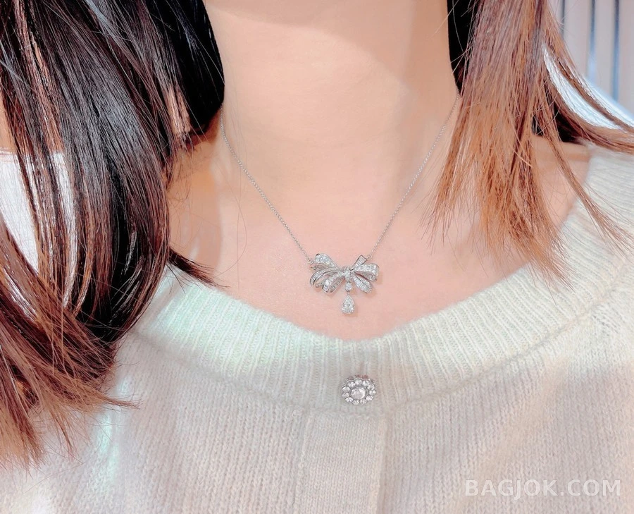 아미 아미 틸다 보우 다이아몬드 펜던트 목걸이 상세 이미지