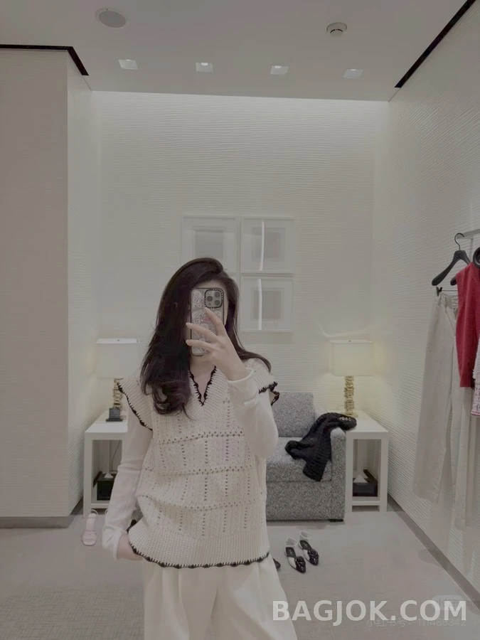 샤넬 샤넬 배색 V넥 크로셰 니트 베스트 상세 이미지