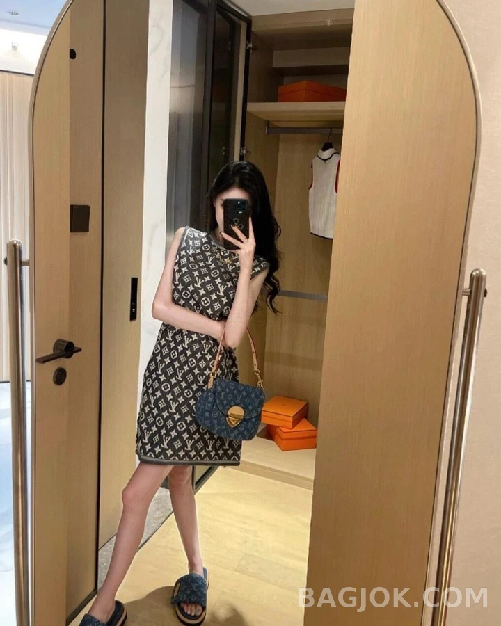 루이비통 루이비통 모노그램 패디드 슬라이드 샌들 상세 이미지