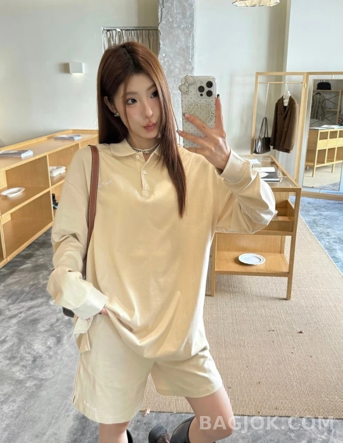 미우미우 미우미우 레터링 자수 폴로 긴팔 티셔츠 상세 이미지