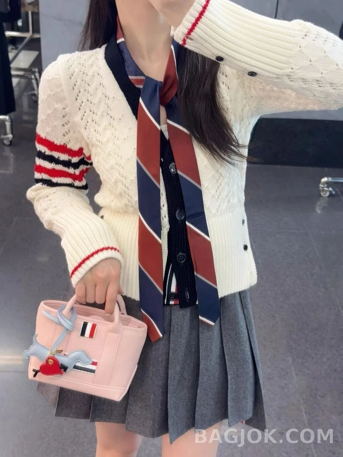 톰브라운 톰브라운 스트라이프 오픈워크 가디건 상세 이미지