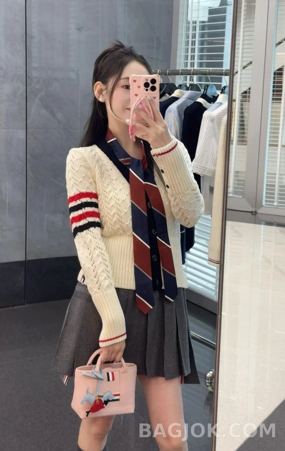 톰브라운 톰브라운 스트라이프 오픈워크 가디건 상세 이미지