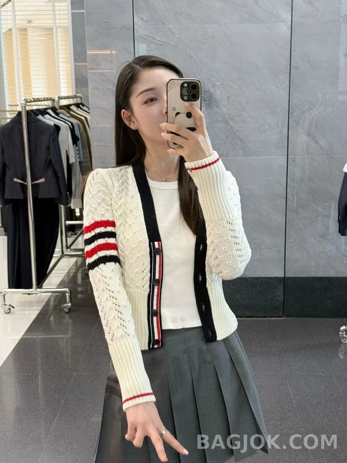 톰브라운 톰브라운 스트라이프 오픈워크 가디건 상세 이미지