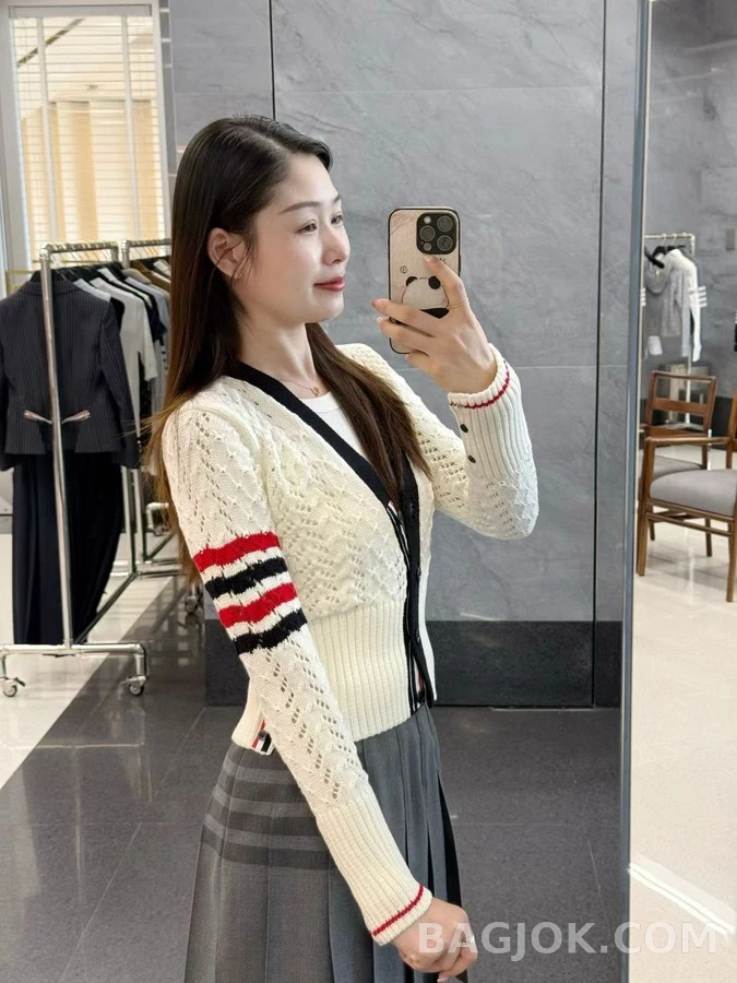톰브라운 톰브라운 스트라이프 오픈워크 가디건 상세 이미지