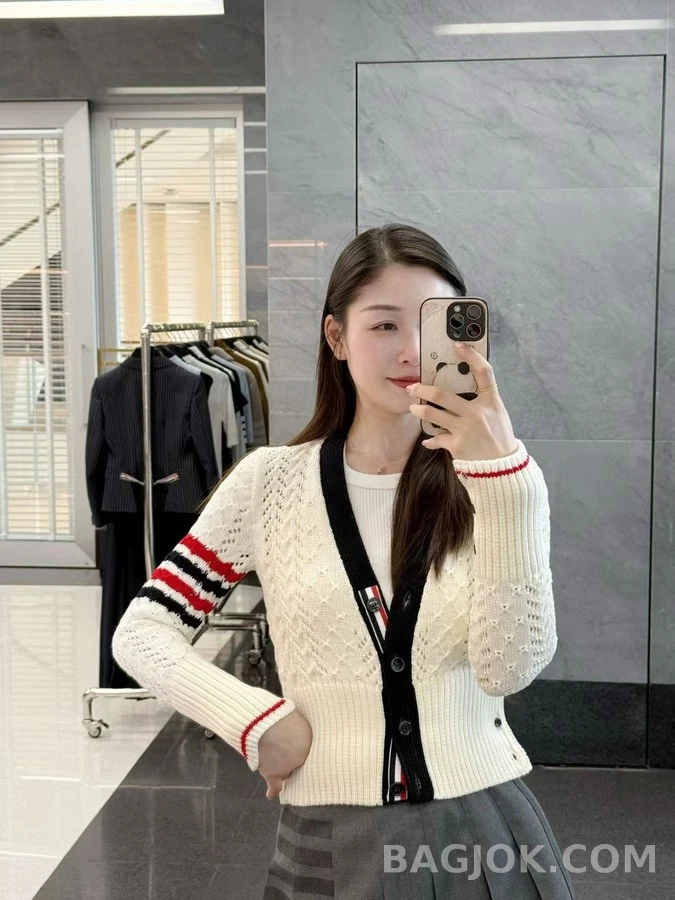 톰브라운 톰브라운 스트라이프 오픈워크 가디건 상세 이미지