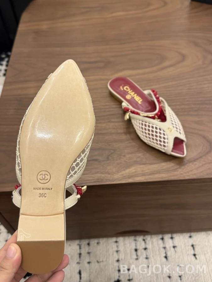 샤넬 샤넬 메쉬 코랄 비즈 슬라이드 샌들 상세 이미지