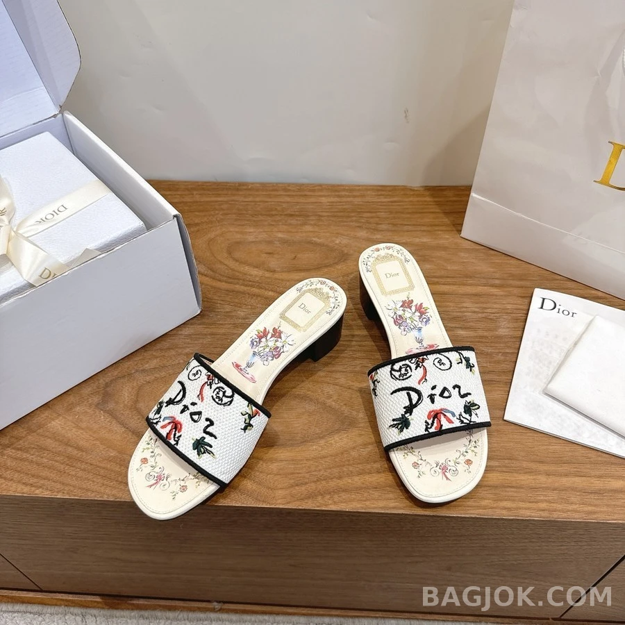 디올 디올 자수 블록힐 샌들 상세 이미지