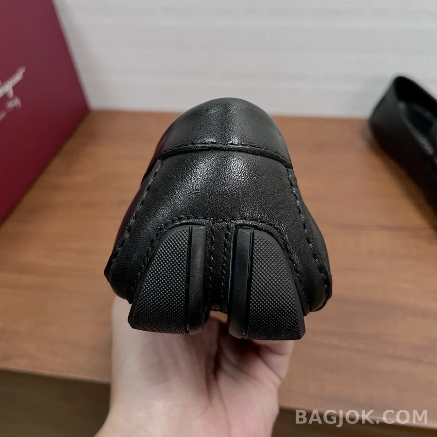 페라가모 페라가모 Gancini 장식 드라이빙 슈즈 상세 이미지