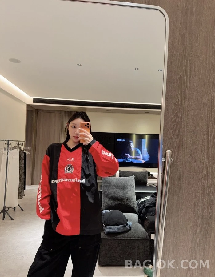 발렌시아가 발렌시아가 컬러블록 롱슬리브 저지 상세 이미지