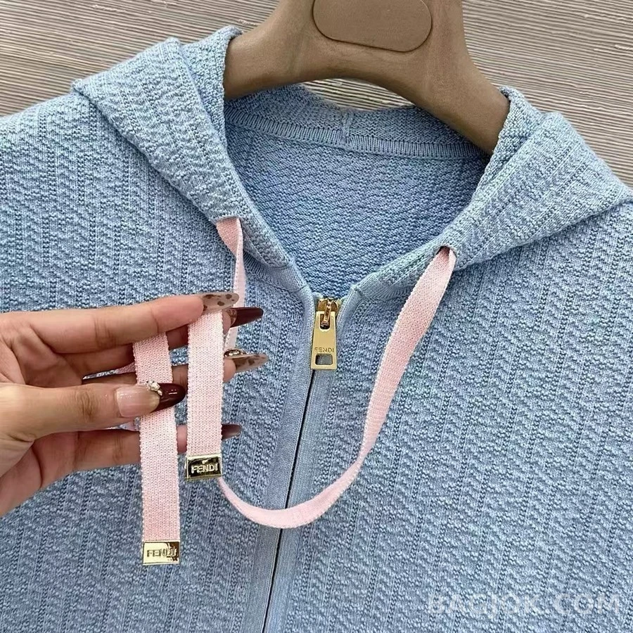펜디 펜디 배색 니트 후드집업 상세 이미지