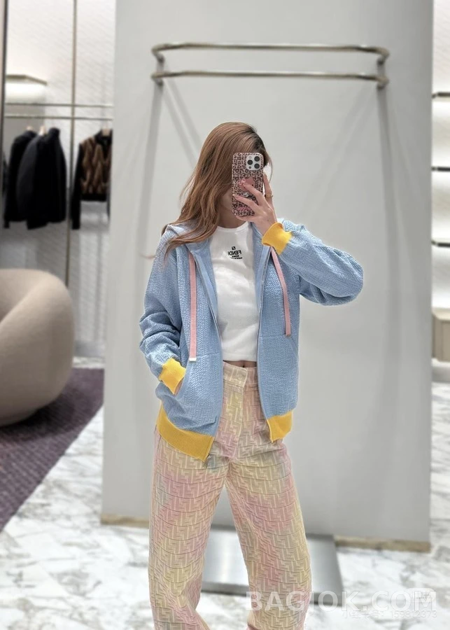 펜디 펜디 배색 니트 후드집업 상세 이미지