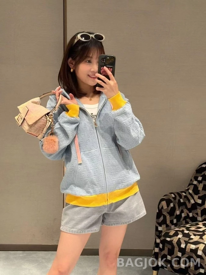 펜디 펜디 배색 니트 후드집업 상세 이미지